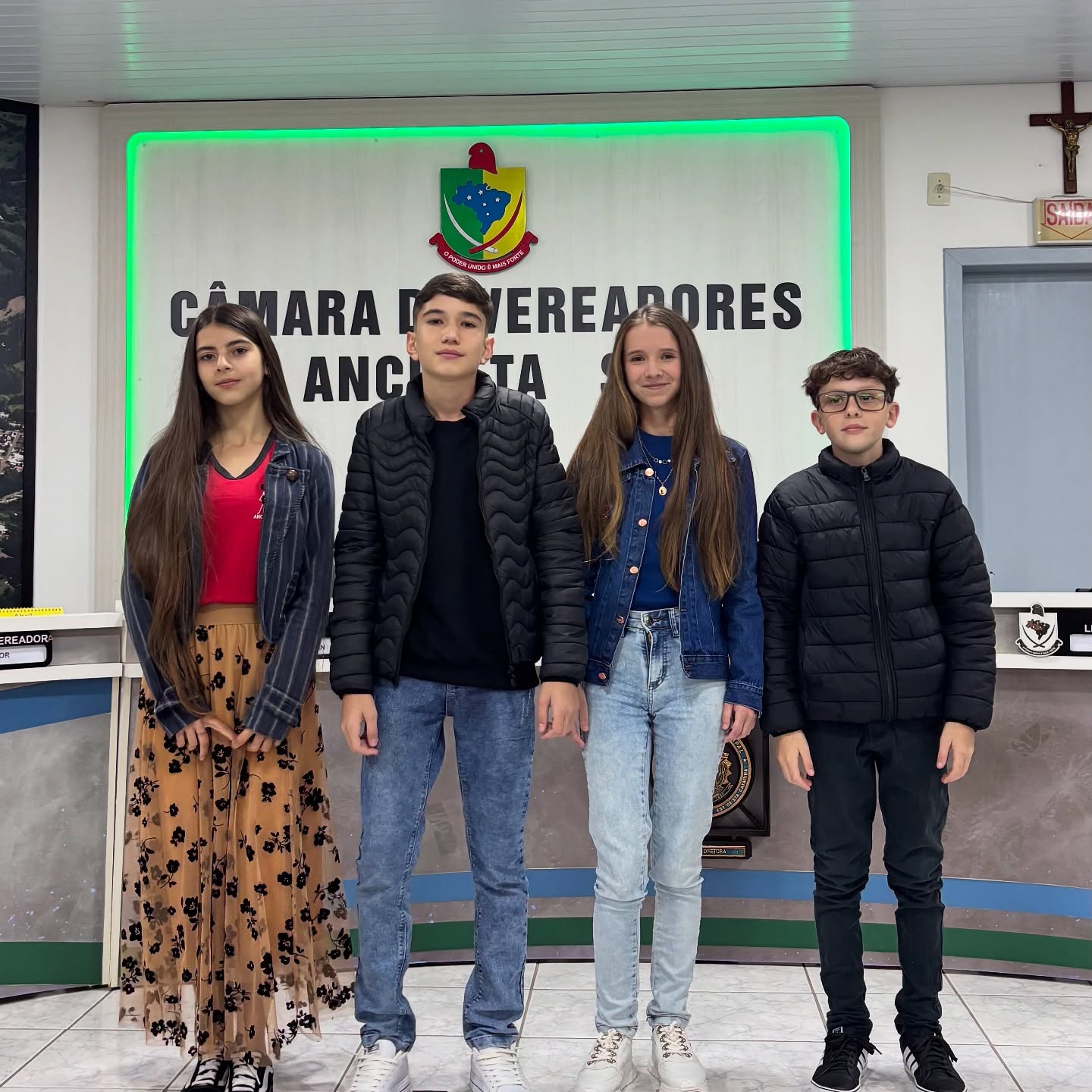 🗳️ Jovens parlamentares elegem Mesa Diretora do Parlamento Jovem 2025