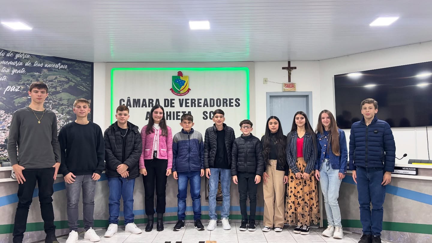 Posse do Parlamento Jovem 2025 marca início de uma nova jornada de cidadania em Anchieta